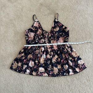 A Peach Women's Black Floral V-Neck Spaghetti Strap Cami